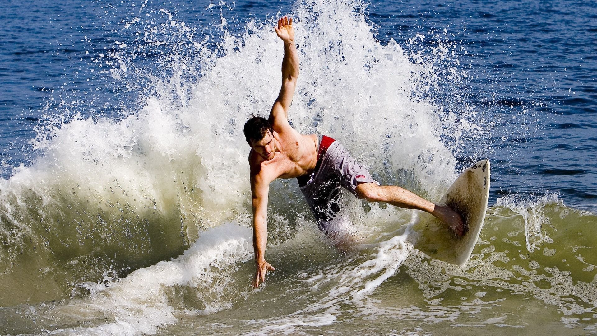 爱游戏体育平台-篮球裁判员培训体系进一步完善，篮球裁判员培训方案